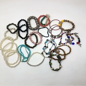 30 Stretchy Bracelet Bundle